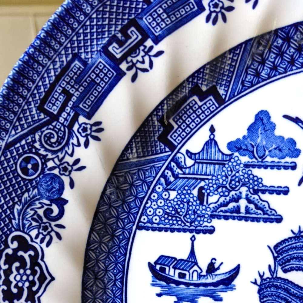 🤍💙 ROYAL WESSEX BLUE WILLOW DINNER 10" SWIRL EDGE PLATE MADE IN ENGLAND - Picture 5 of 7